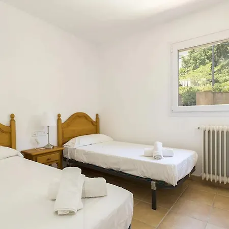 Luxury In Front Of The Beach Popeta Villa